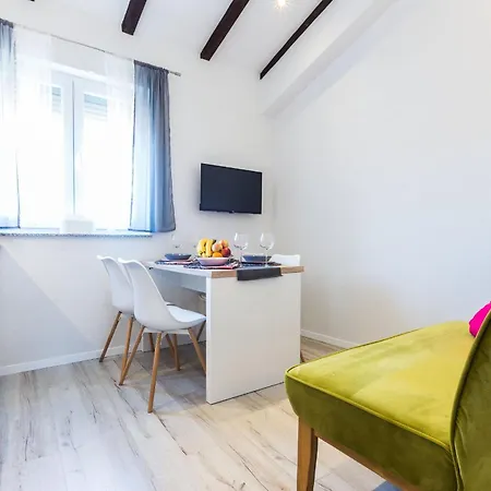 Apartment Mazijini Dvori *